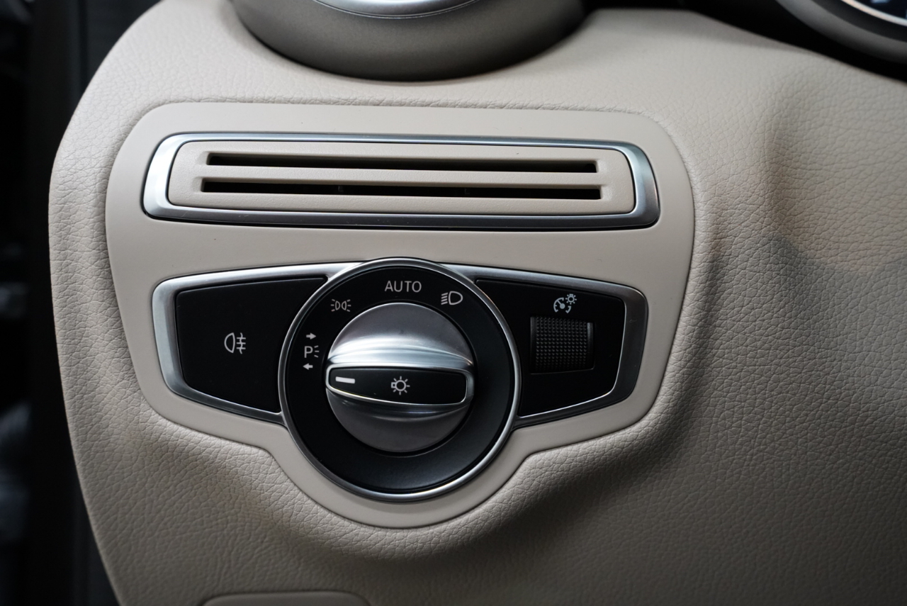 Mercedes-Benz C-Class C 300 4MATIC Sedan 2021