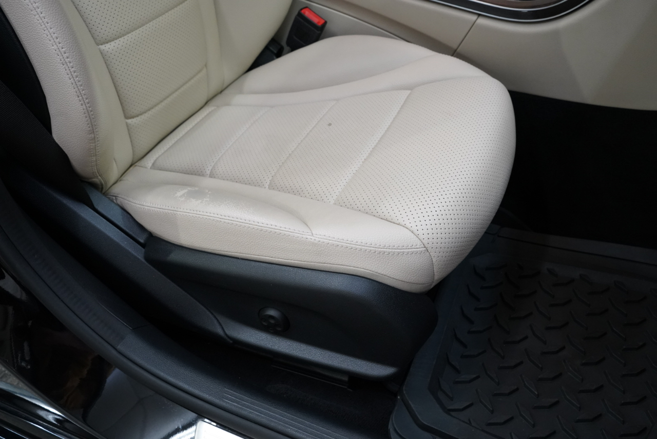 Mercedes-Benz C-Class C 300 4MATIC Sedan 2021