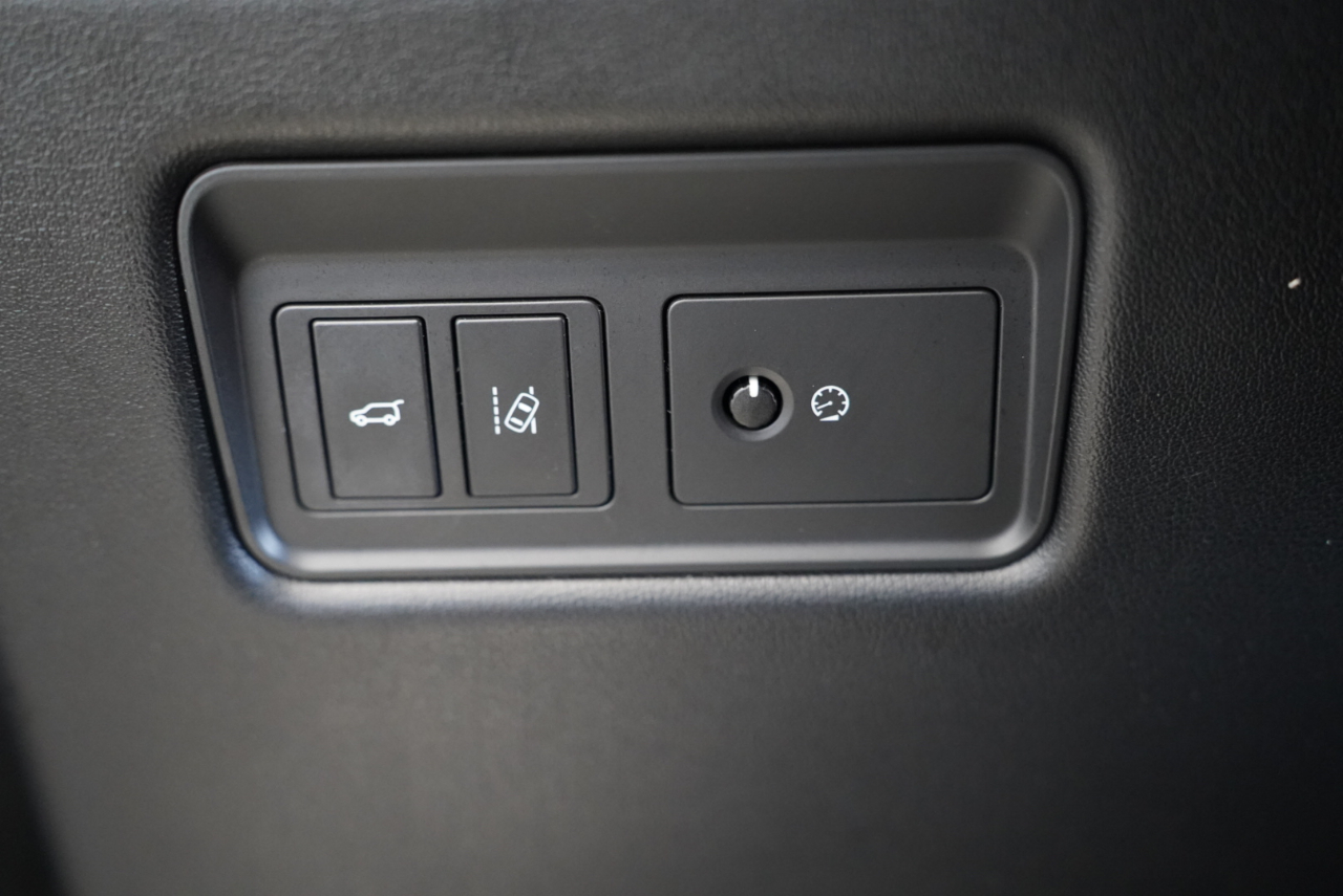 Land Rover Range Rover V8 Supercharged LWB 2017