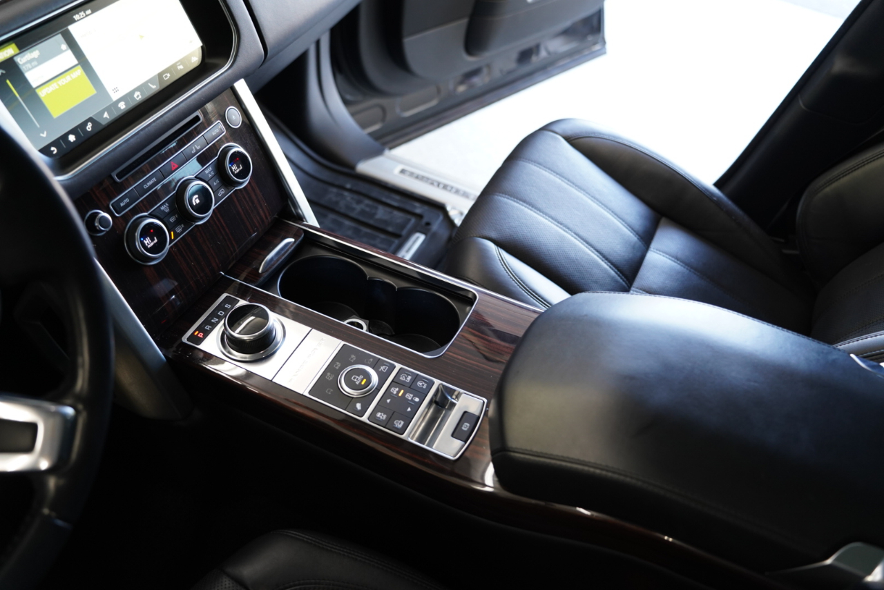 Land Rover Range Rover V8 Supercharged LWB 2017