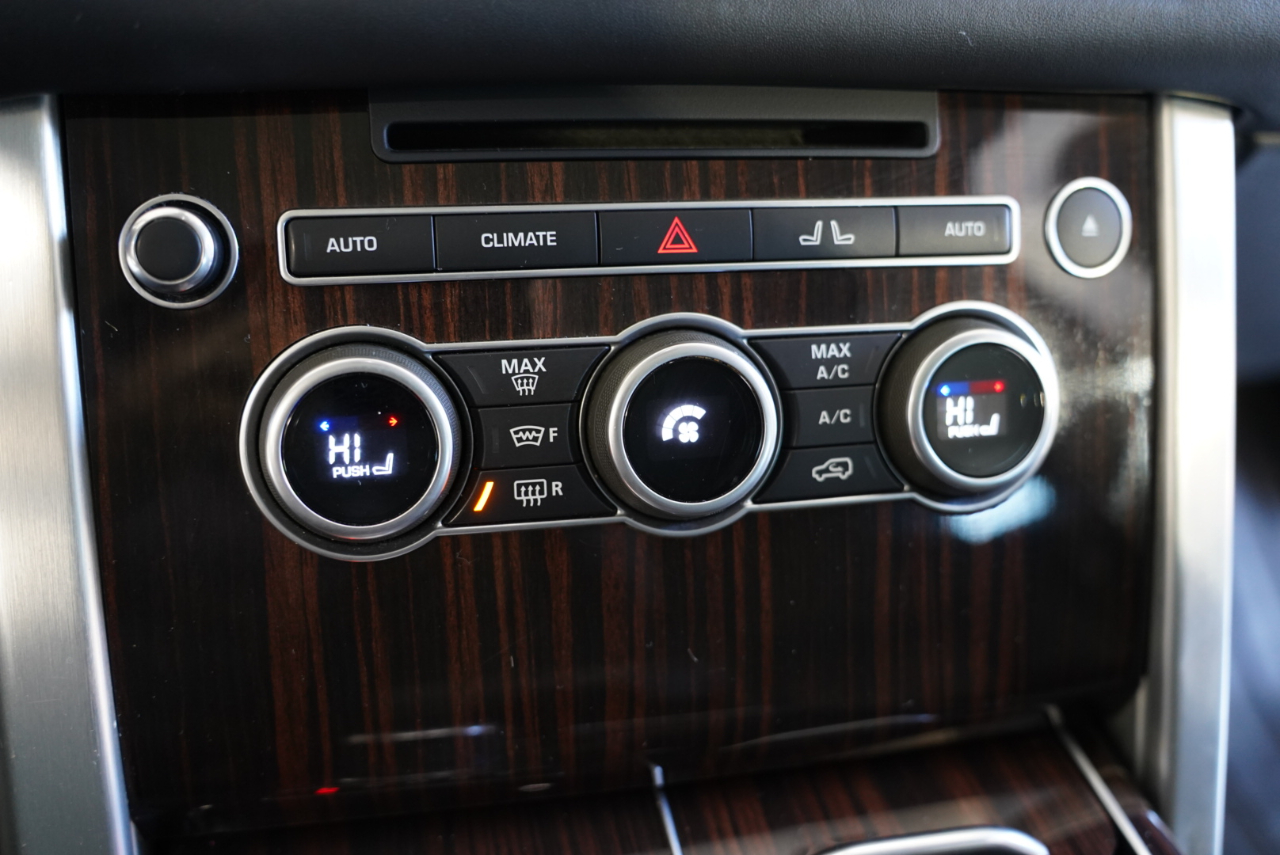 Land Rover Range Rover V8 Supercharged LWB 2017