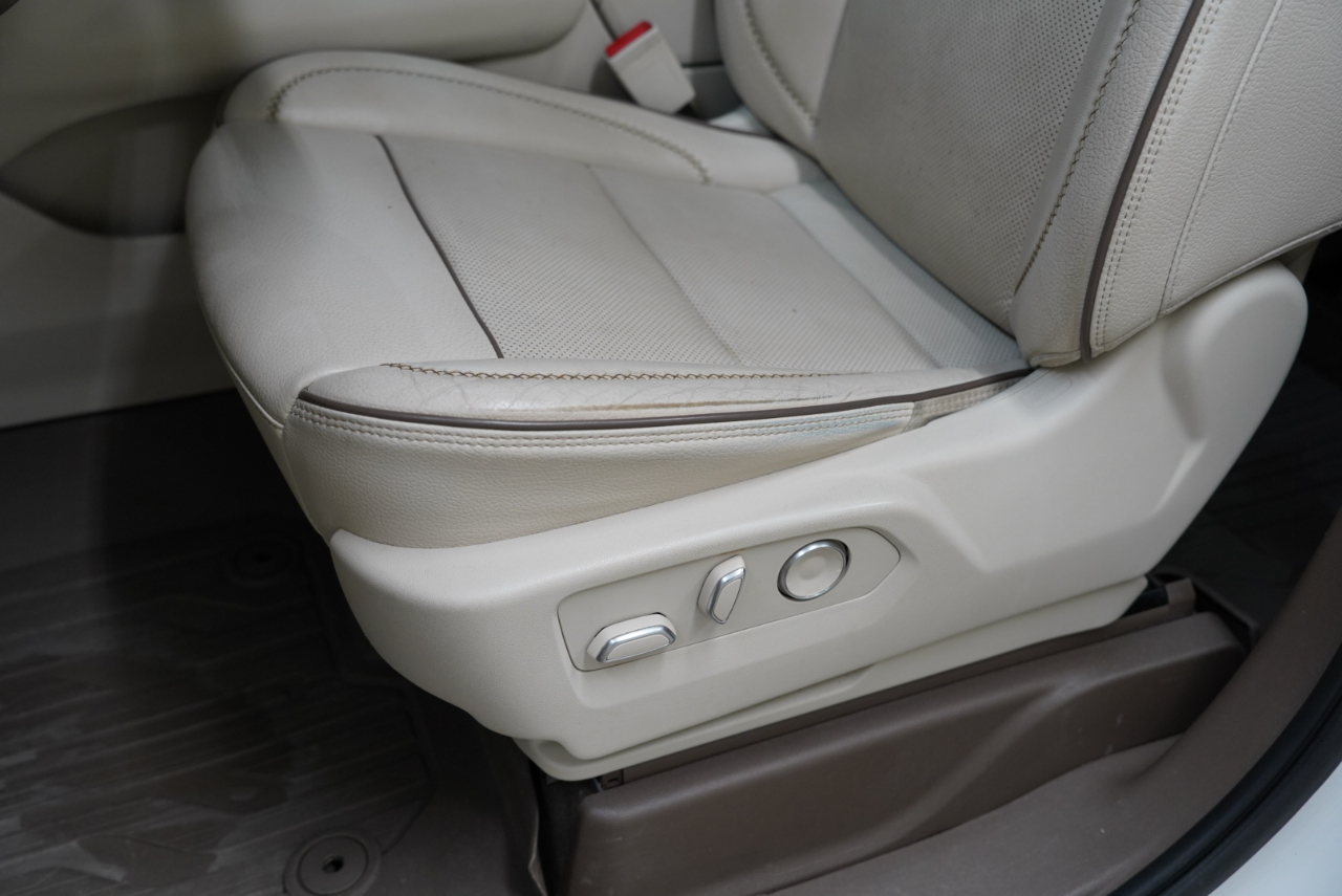 GMC Yukon 4WD 4dr Denali 2021