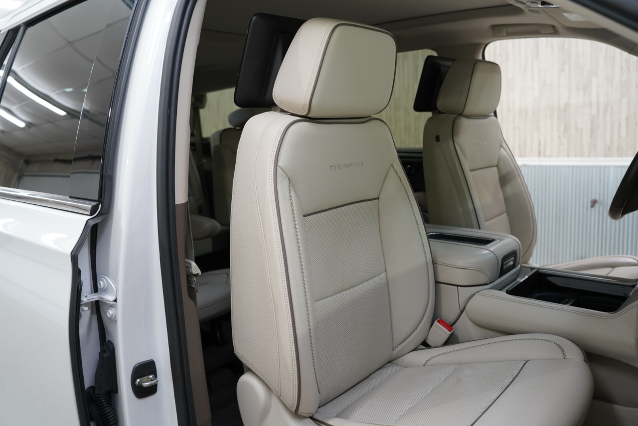 GMC Yukon 4WD 4dr Denali 2021