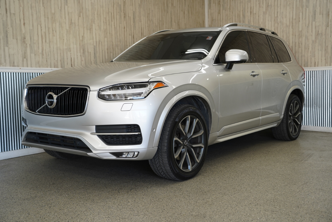 Volvo XC90 T6 AWD 7-Passenger Momentum 2017