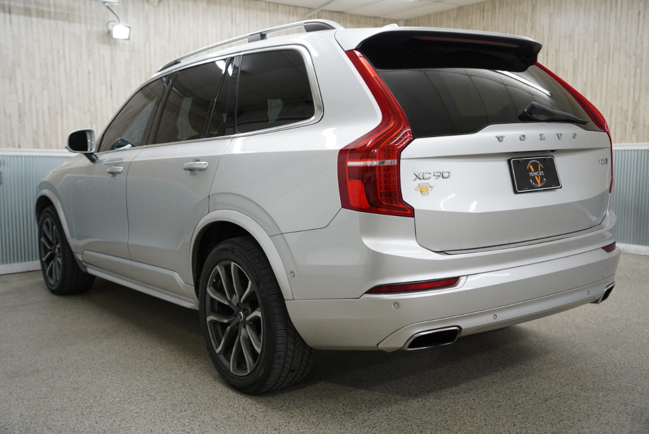 Volvo XC90 T6 AWD 7-Passenger Momentum 2017