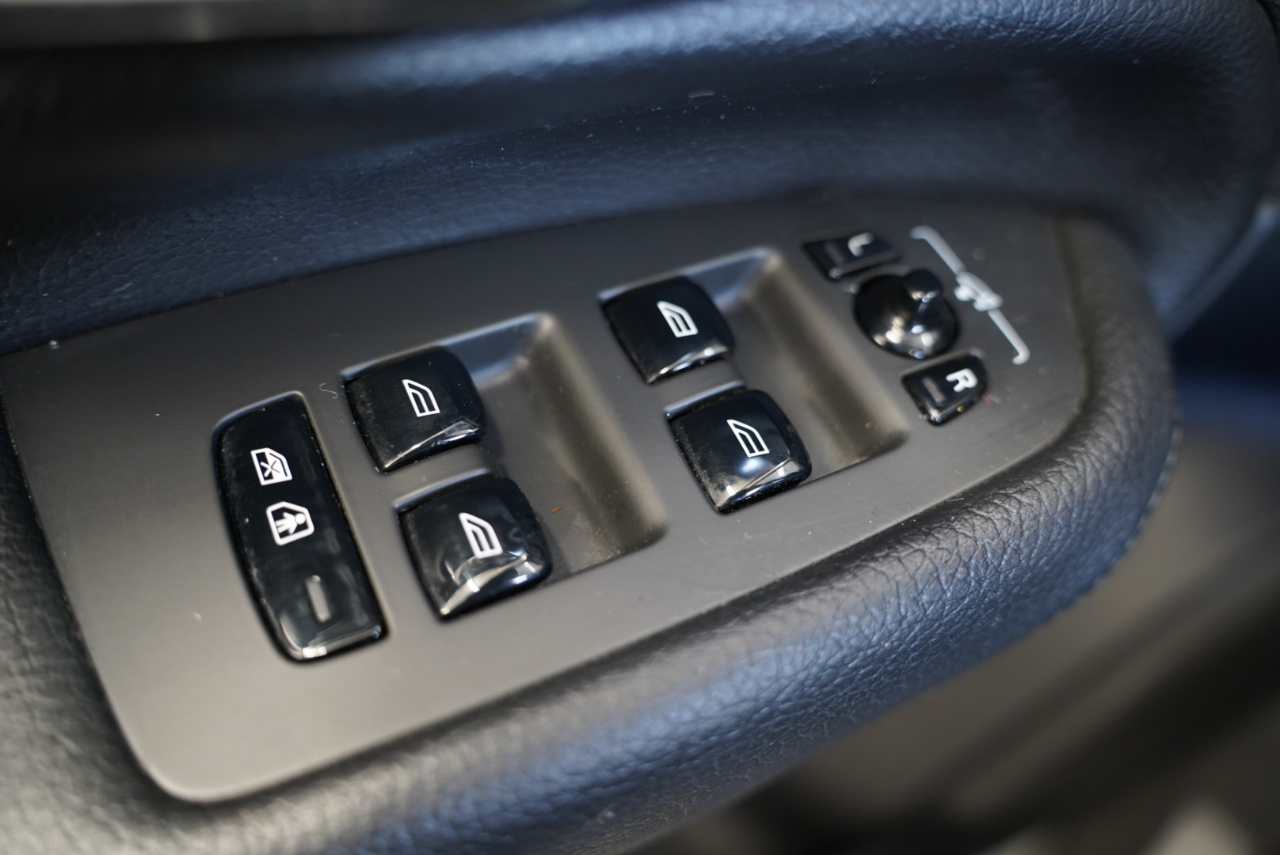 Volvo XC90 T6 AWD 7-Passenger Momentum 2017