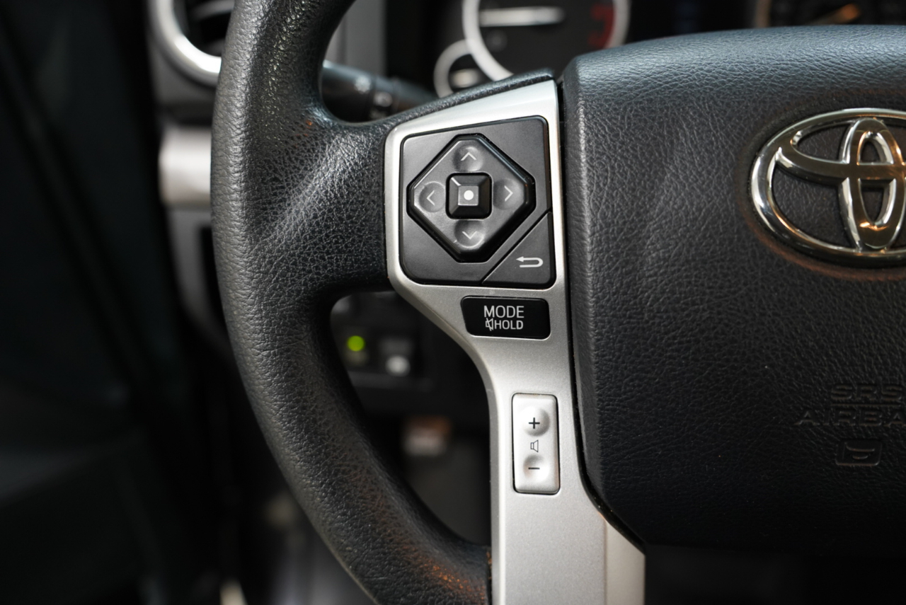 Toyota Tundra 4WD  2017