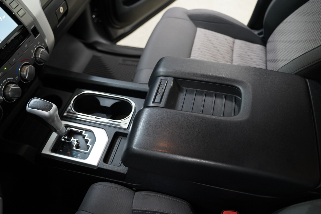 Toyota Tundra 4WD  2017