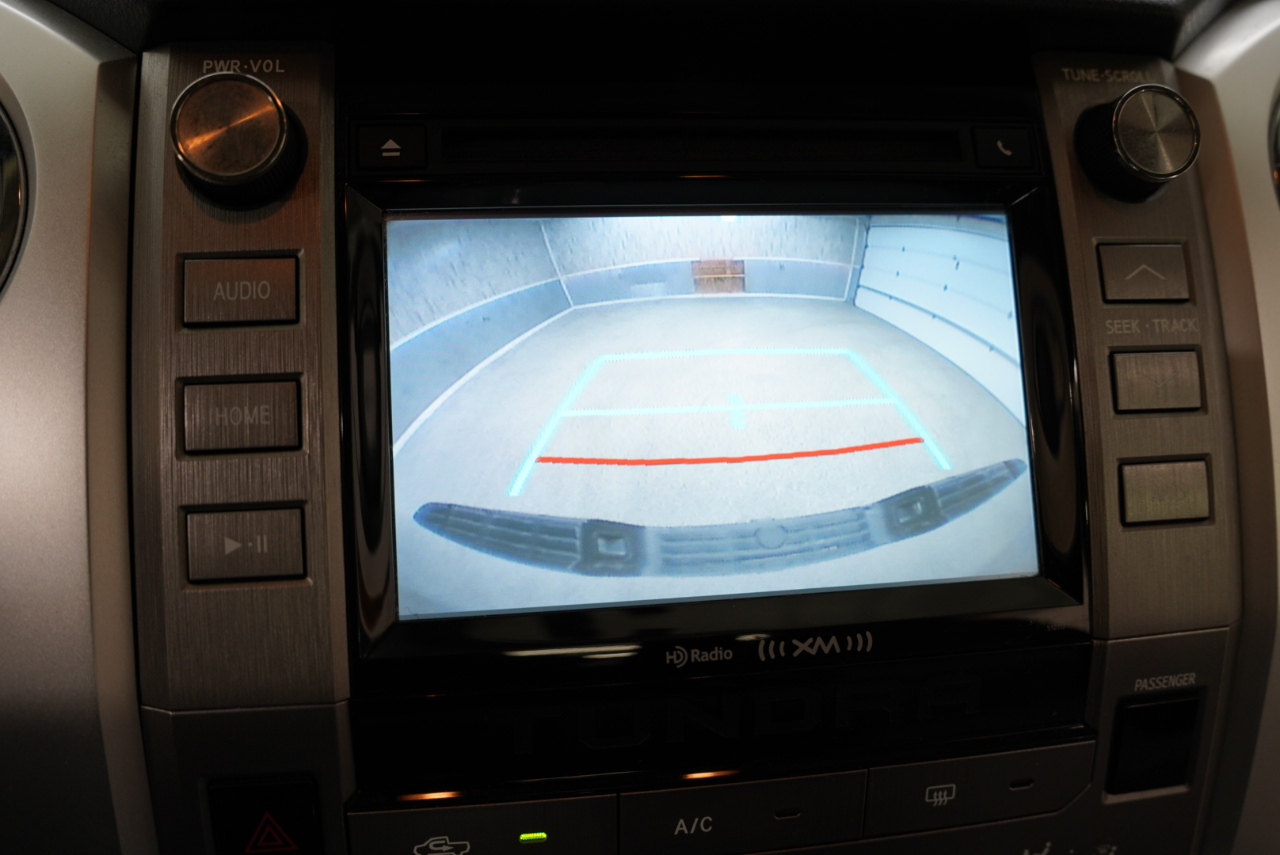 Toyota Tundra 4WD  2017