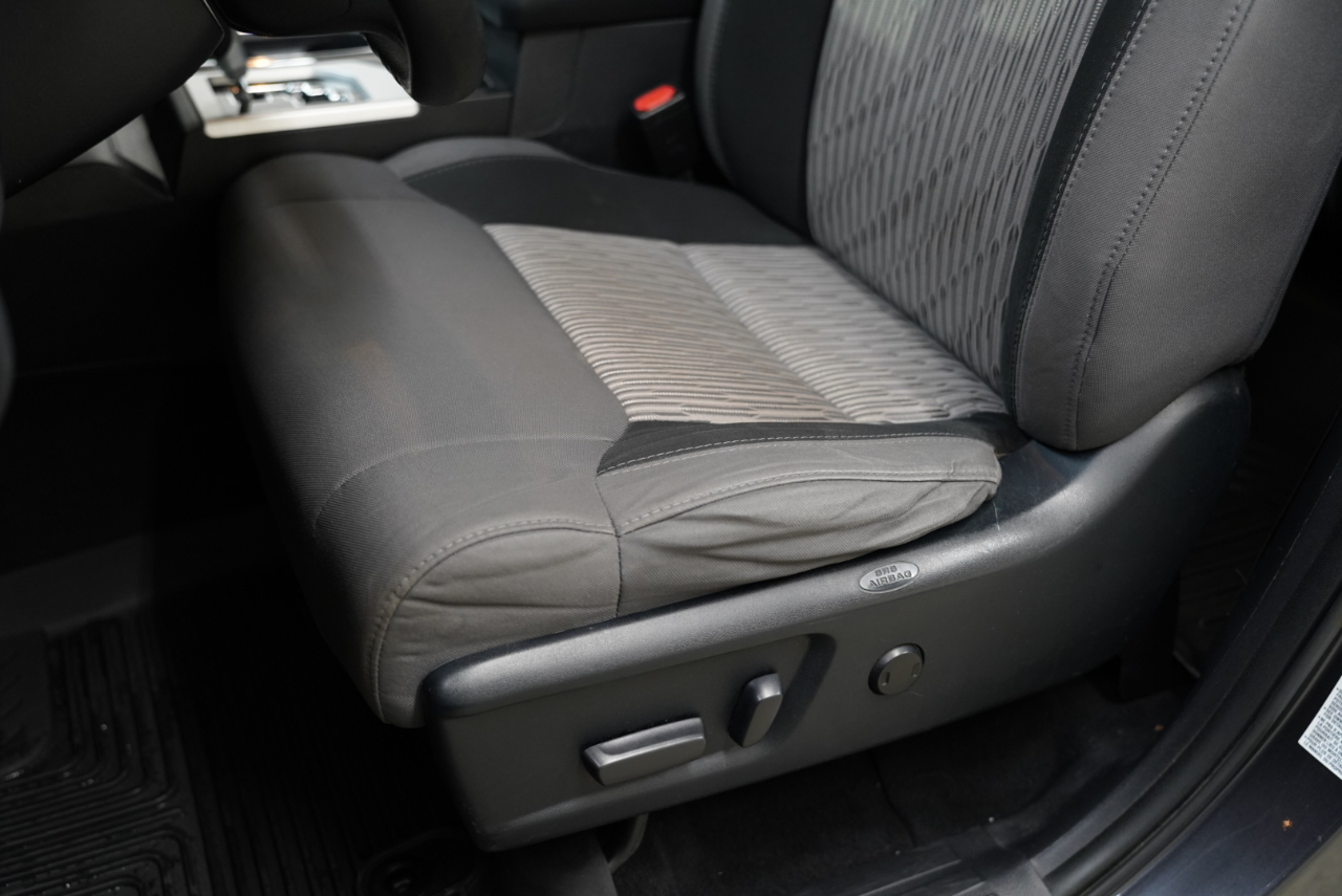 Toyota Tundra 4WD  2017