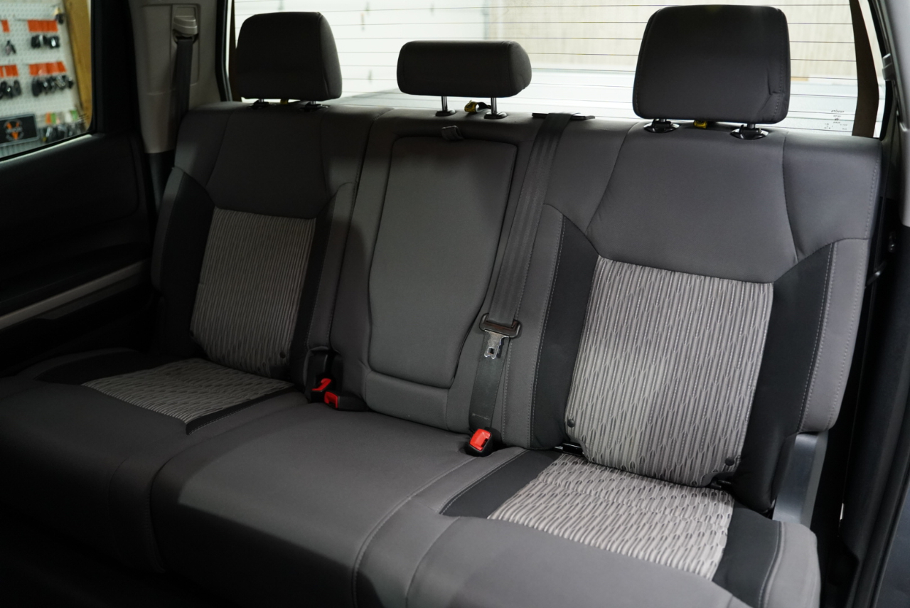 Toyota Tundra 4WD  2017