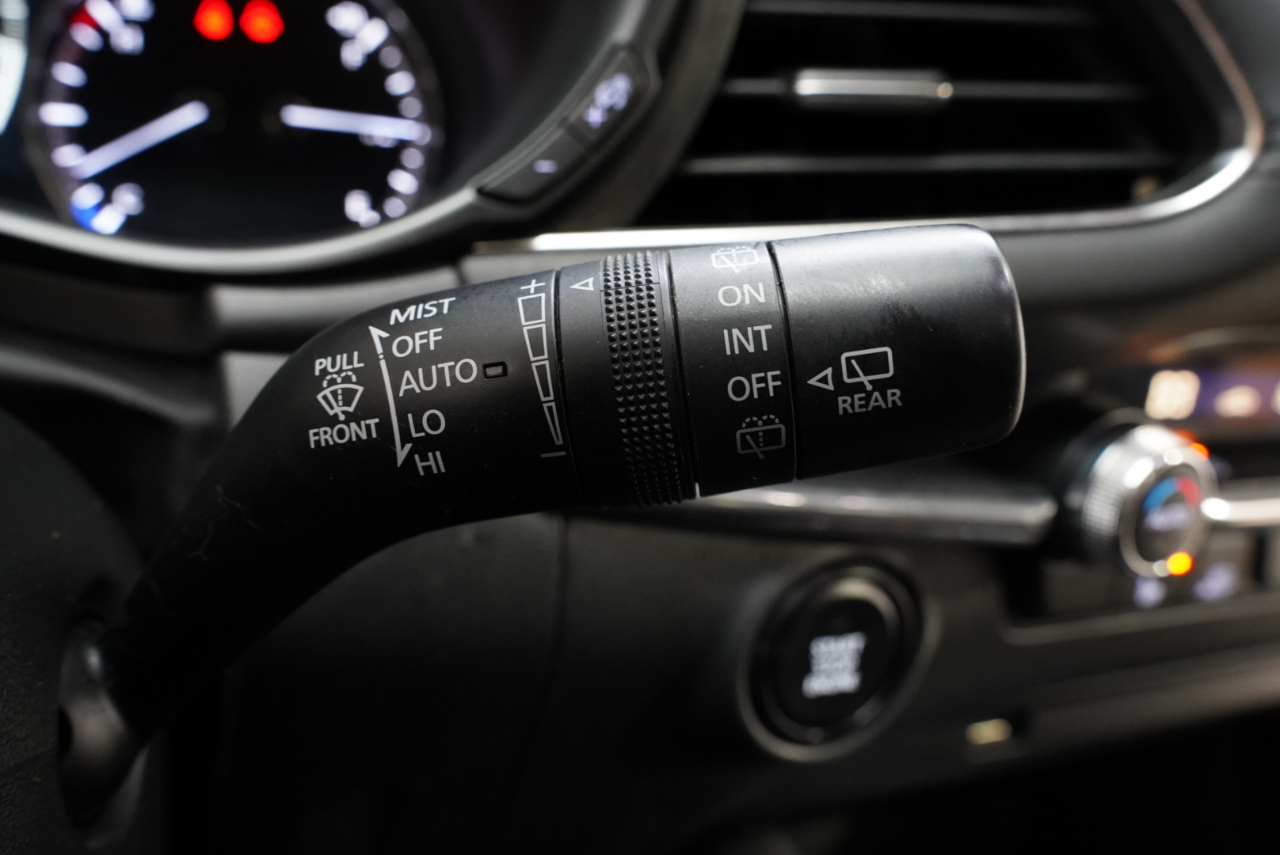 Mazda Mazda3 Hatchback FWD Auto w/Preferred Pkg 2019