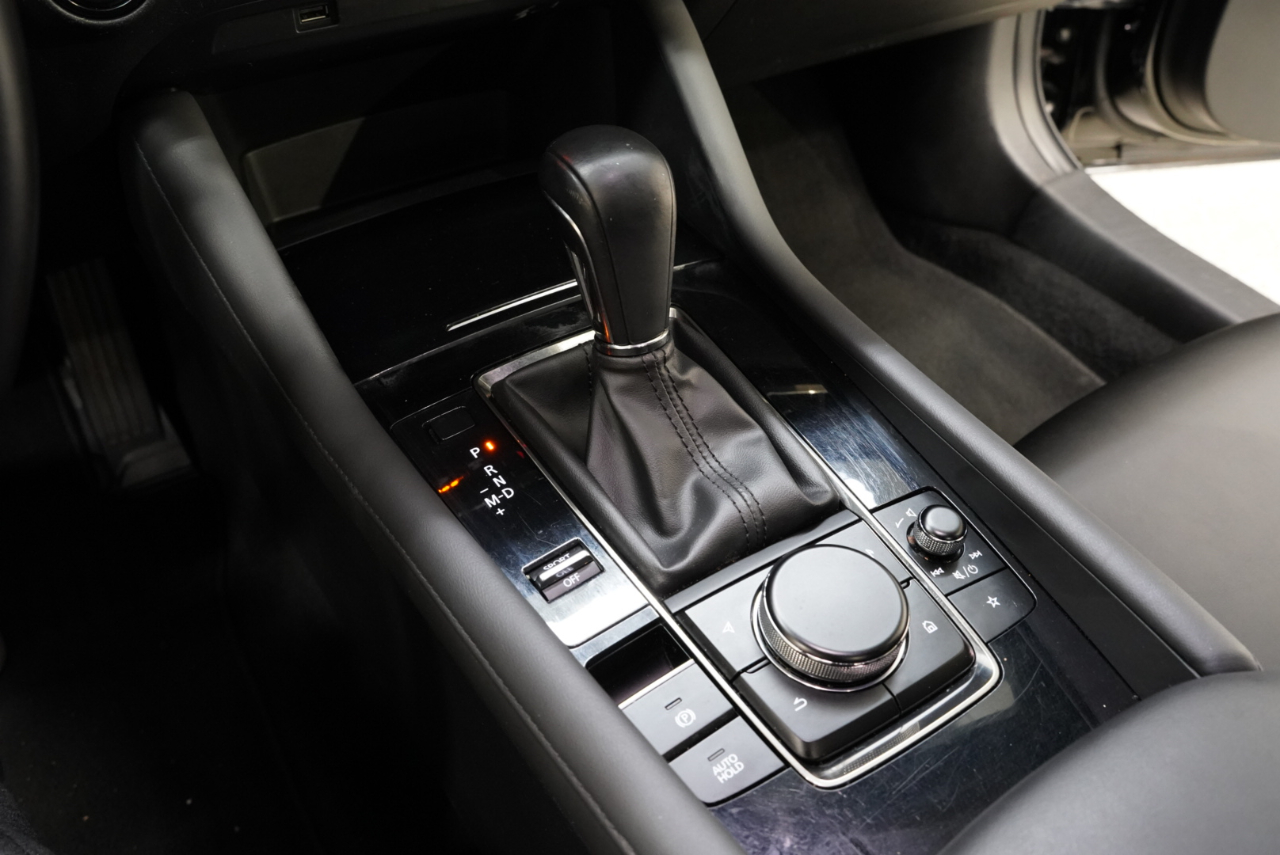 Mazda Mazda3 Hatchback FWD Auto w/Preferred Pkg 2019