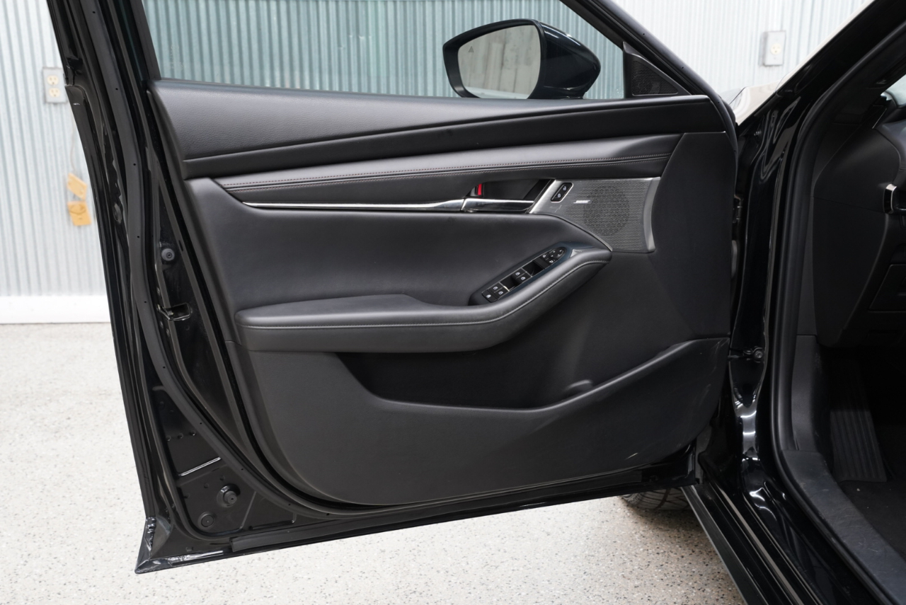 Mazda Mazda3 Hatchback FWD Auto w/Preferred Pkg 2019