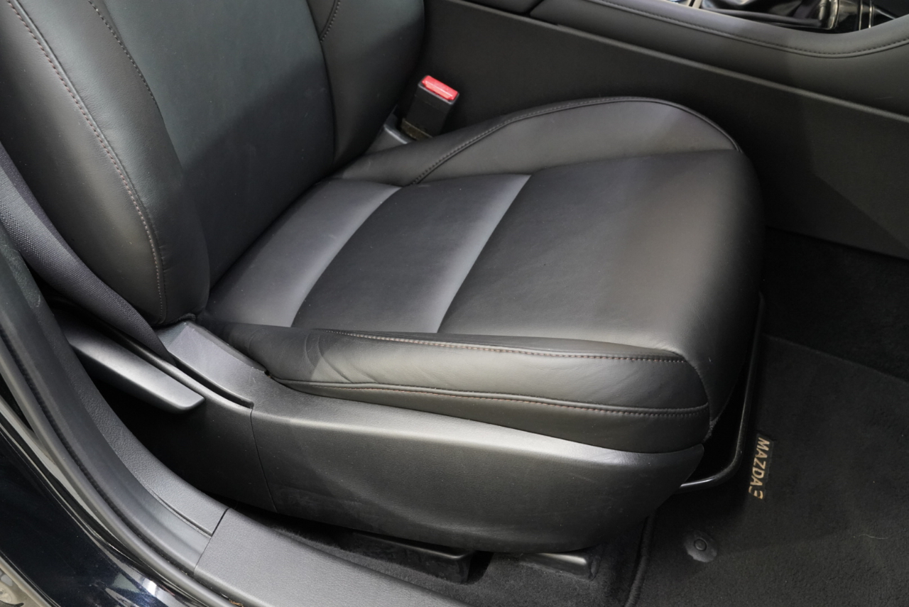 Mazda Mazda3 Hatchback FWD Auto w/Preferred Pkg 2019