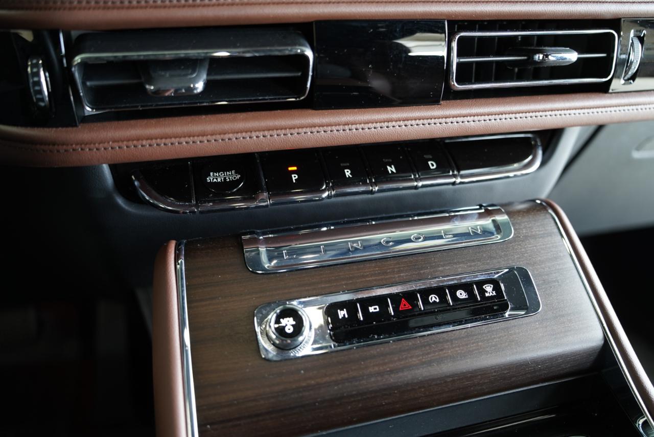 Lincoln Aviator Reserve AWD 2025