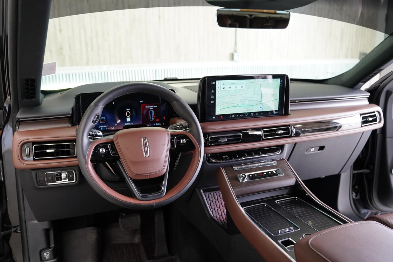 Lincoln Aviator Reserve AWD 2025