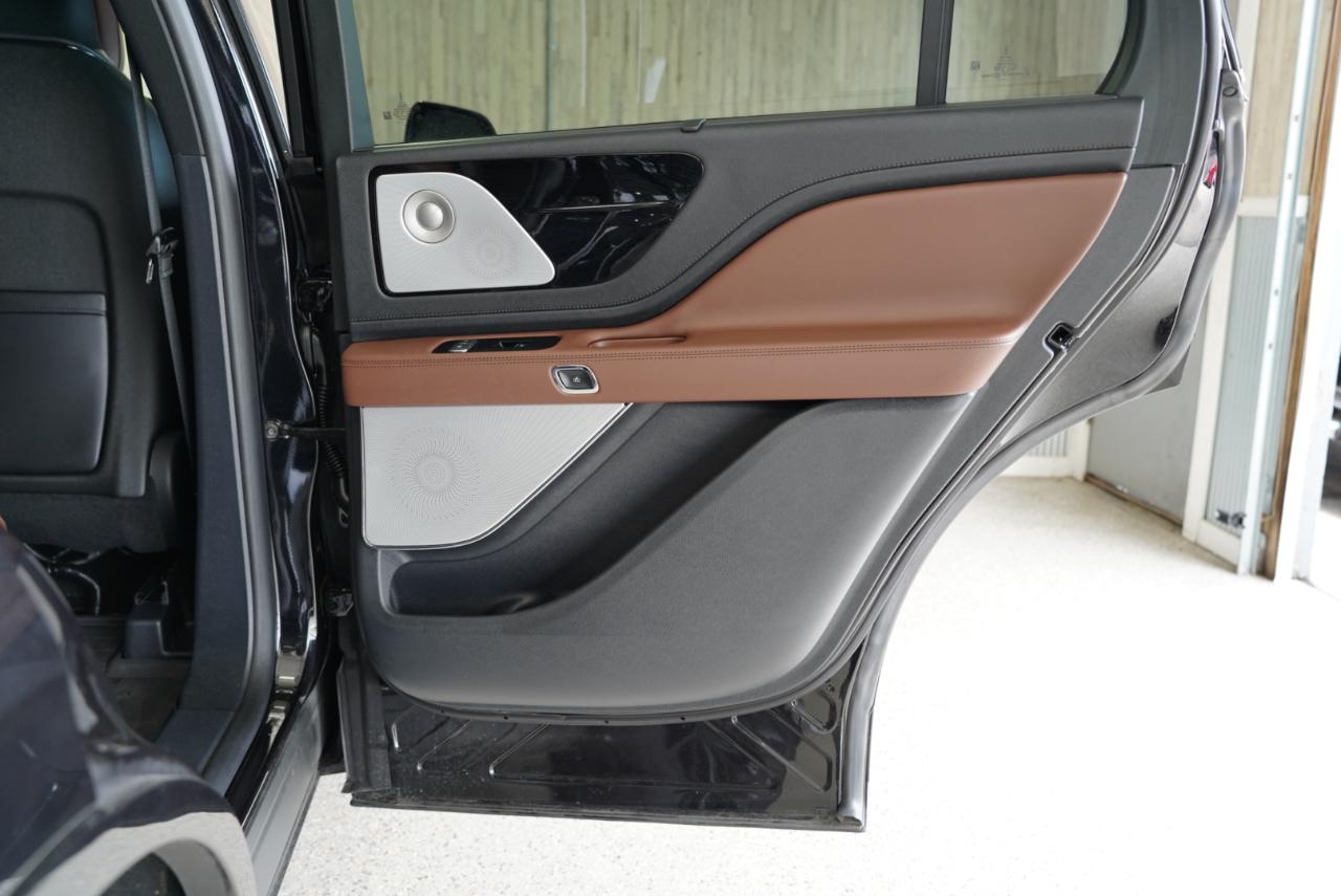 Lincoln Aviator Reserve AWD 2025