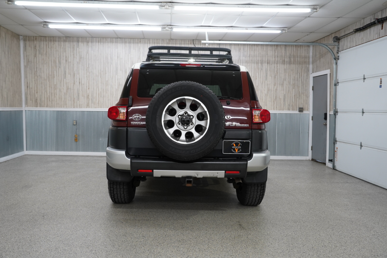 Toyota FJ Cruiser 4WD 2011
