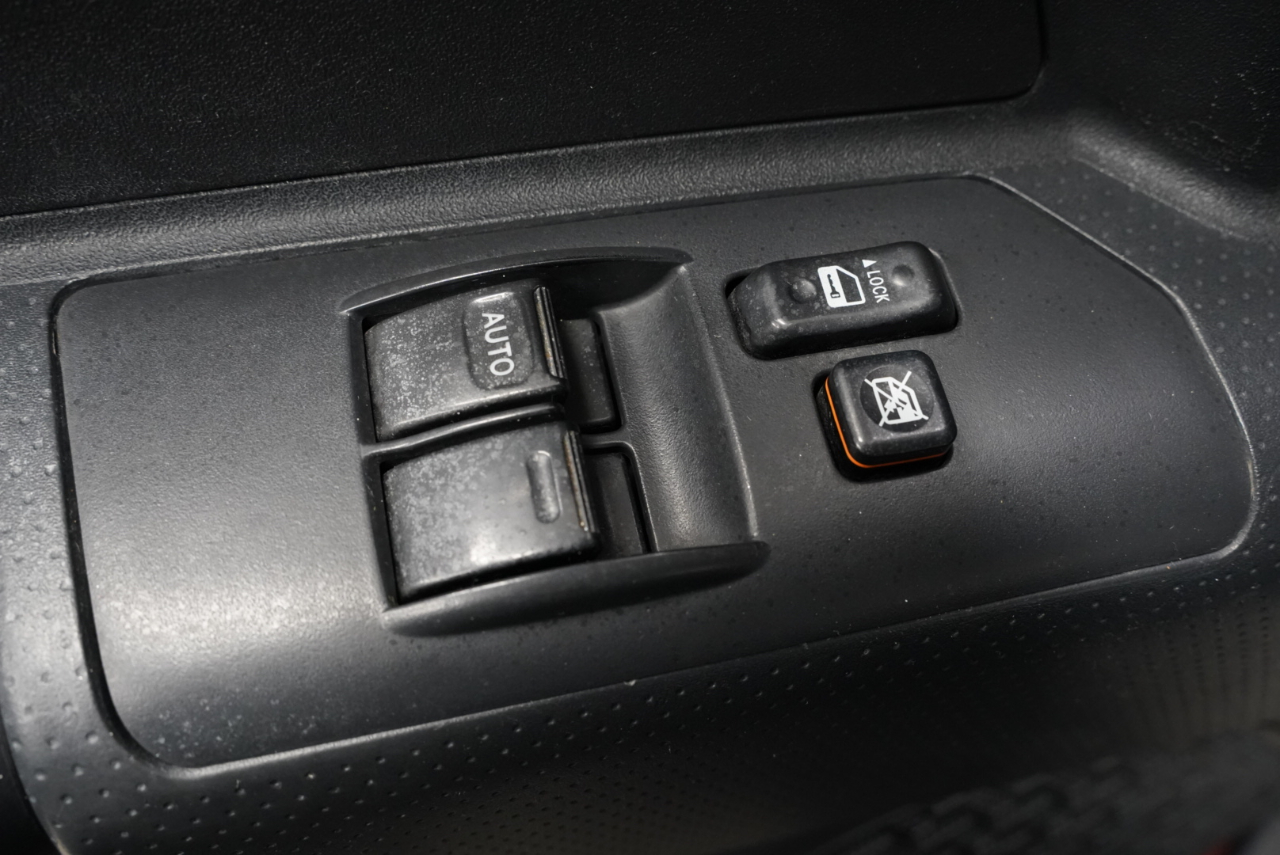 Toyota FJ Cruiser 4WD 2011