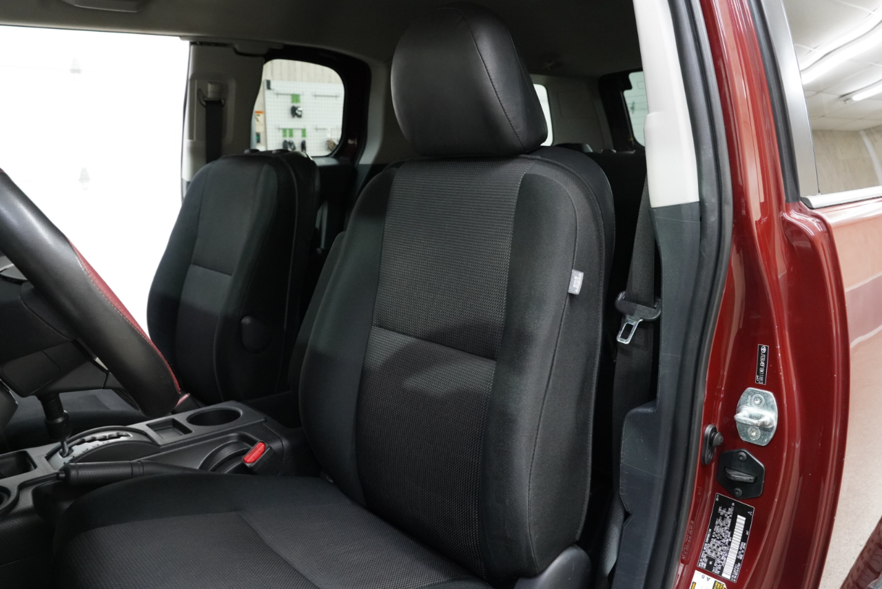 Toyota FJ Cruiser 4WD 2011