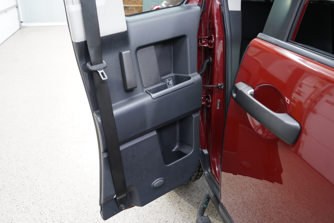 Toyota FJ Cruiser 4WD 2011