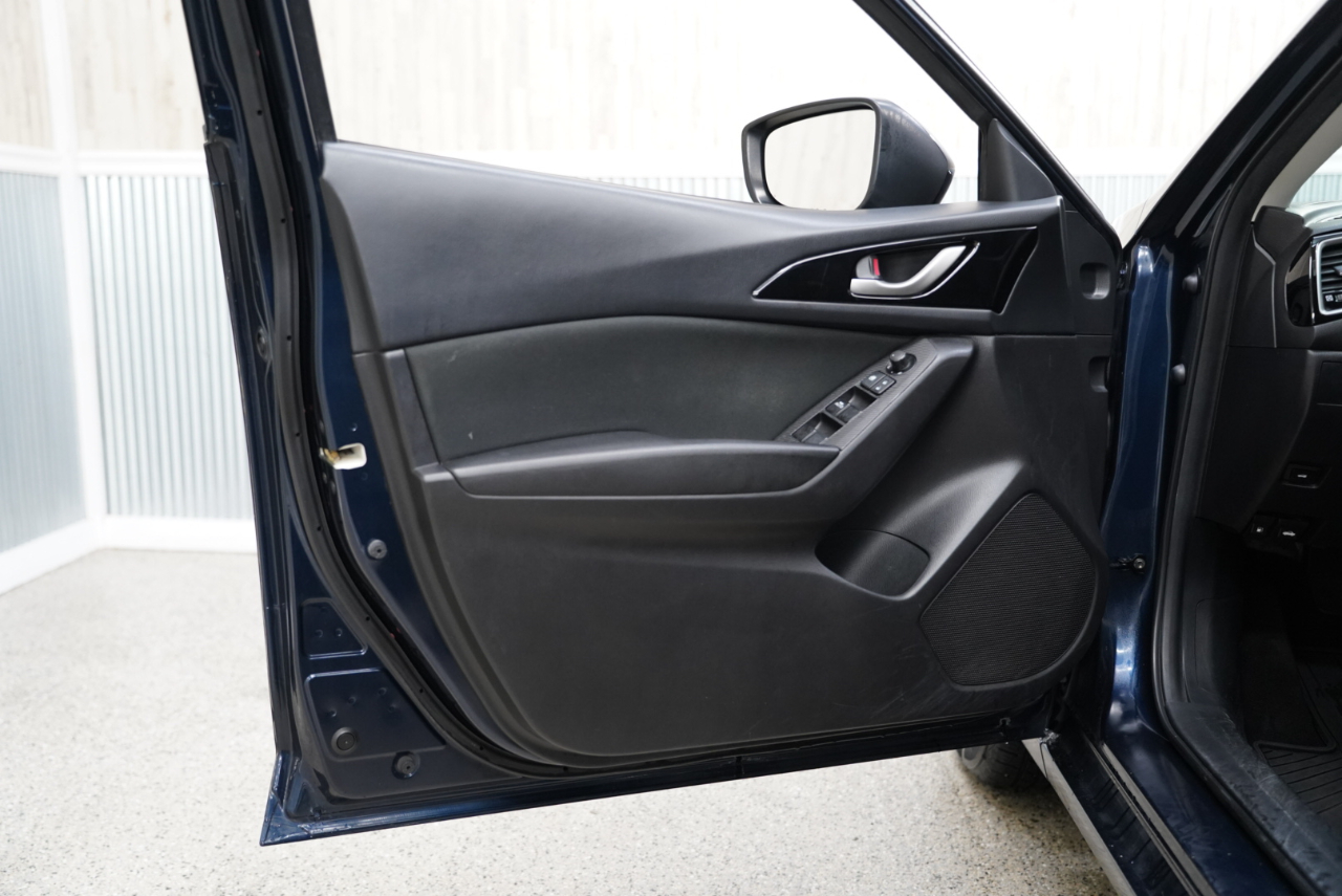 Mazda MAZDA3 4dr Sdn Auto i Sport 2015