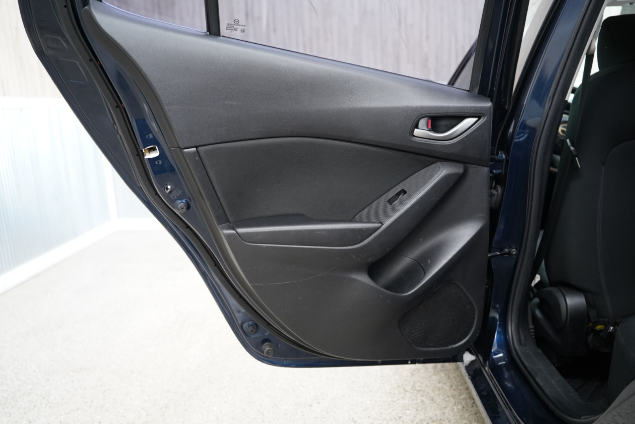 Mazda MAZDA3 4dr Sdn Auto i Sport 2015