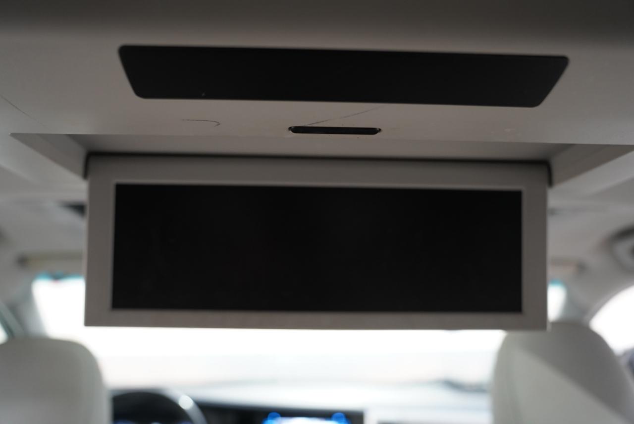 Toyota Sienna XLE AWD 7-Passenger (Natl) 2017