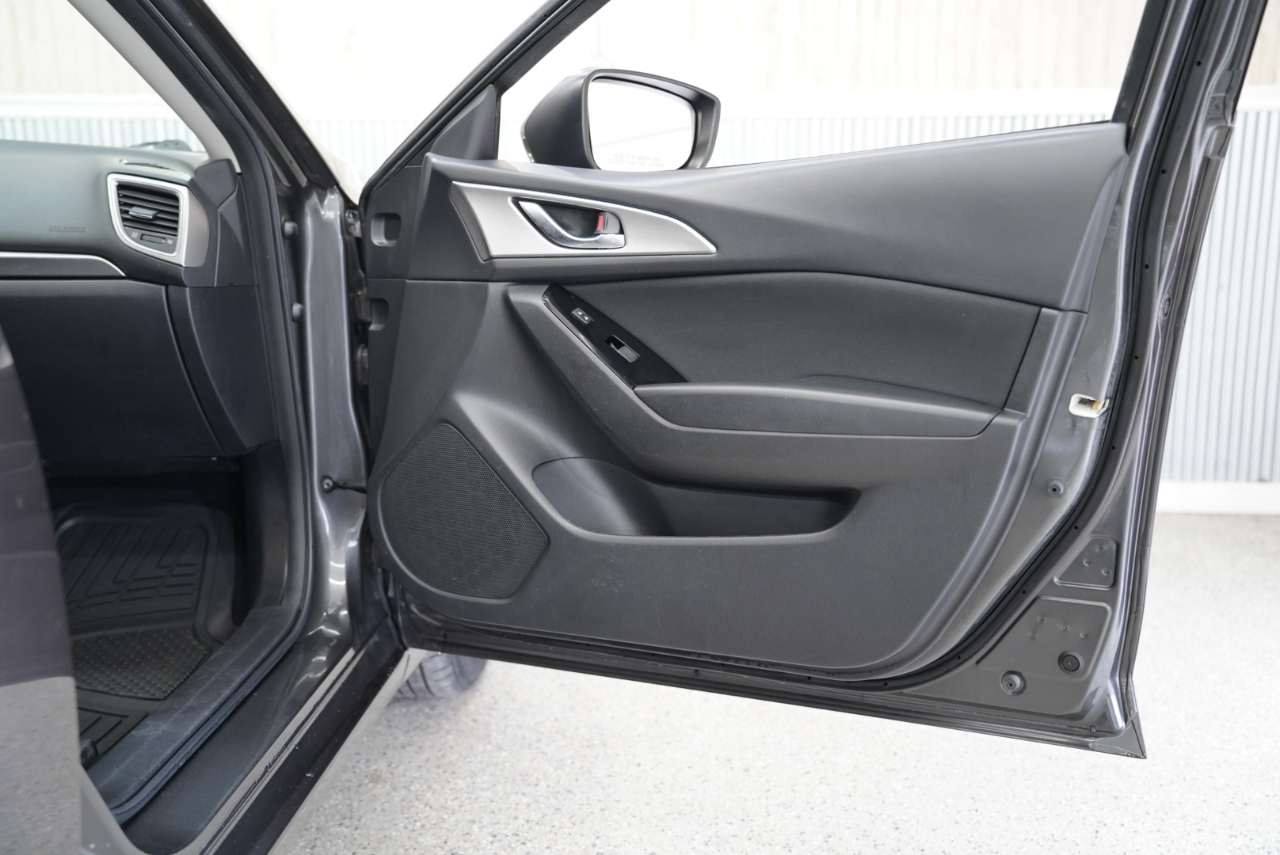 Mazda Mazda3 5-Door Sport Auto 2018