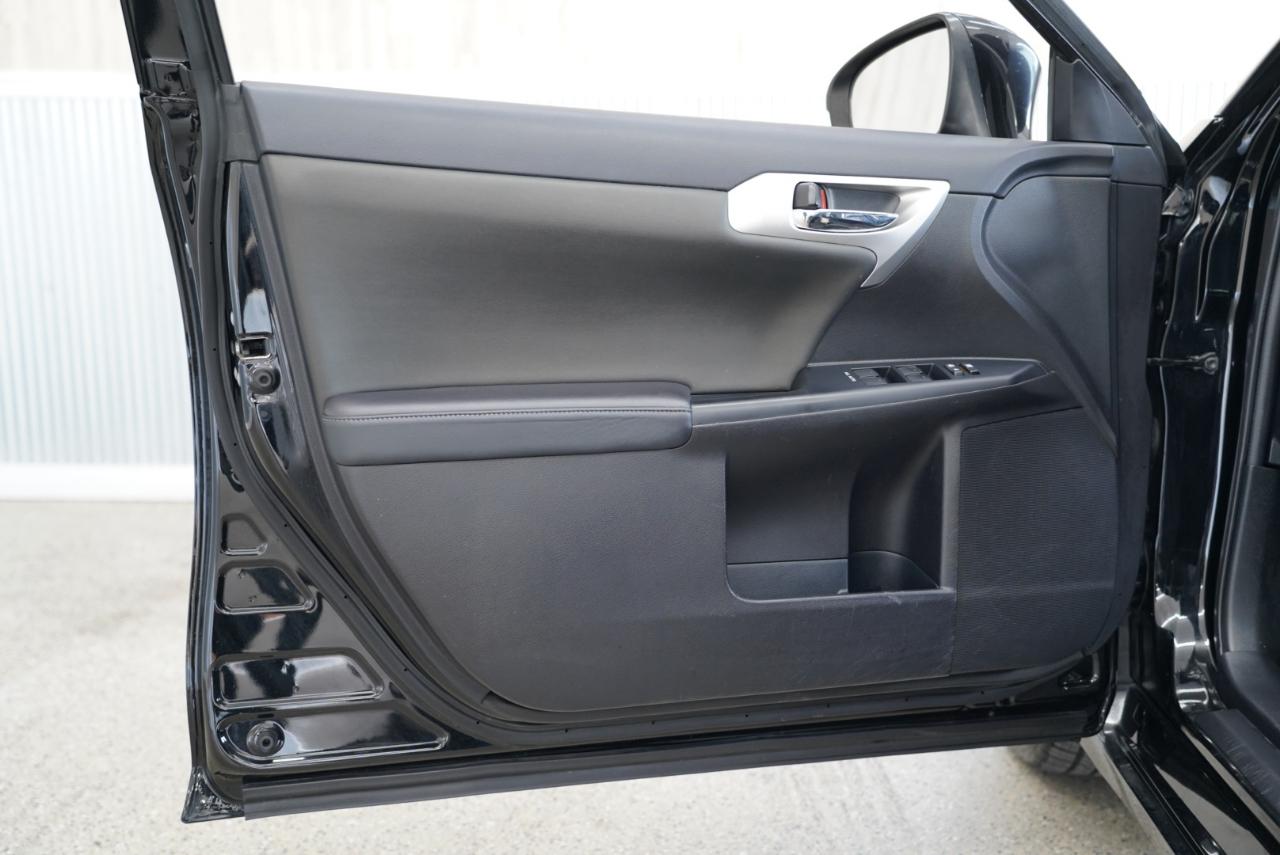 Lexus CT 200h 5dr Sdn Hybrid 2013