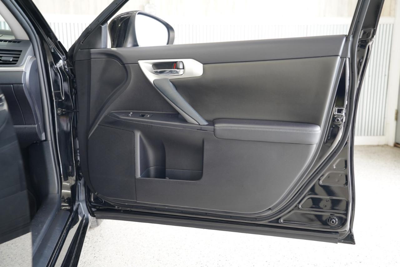 Lexus CT 200h 5dr Sdn Hybrid 2013