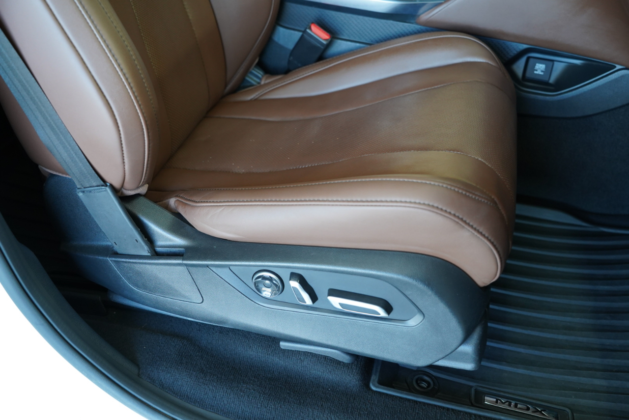 Acura MDX SH-AWD w/Technology Package 2023