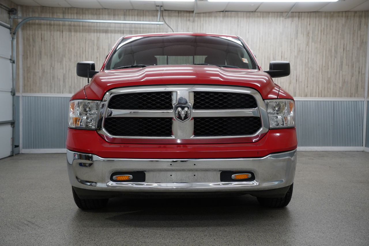 RAM 1500 SLT 4x2 Quad Cab 6'4" Box 2018
