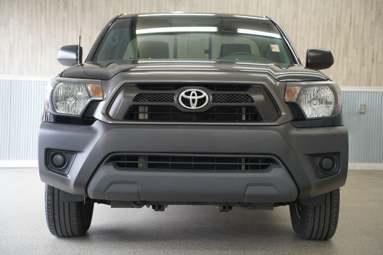 Toyota Tacoma  2013