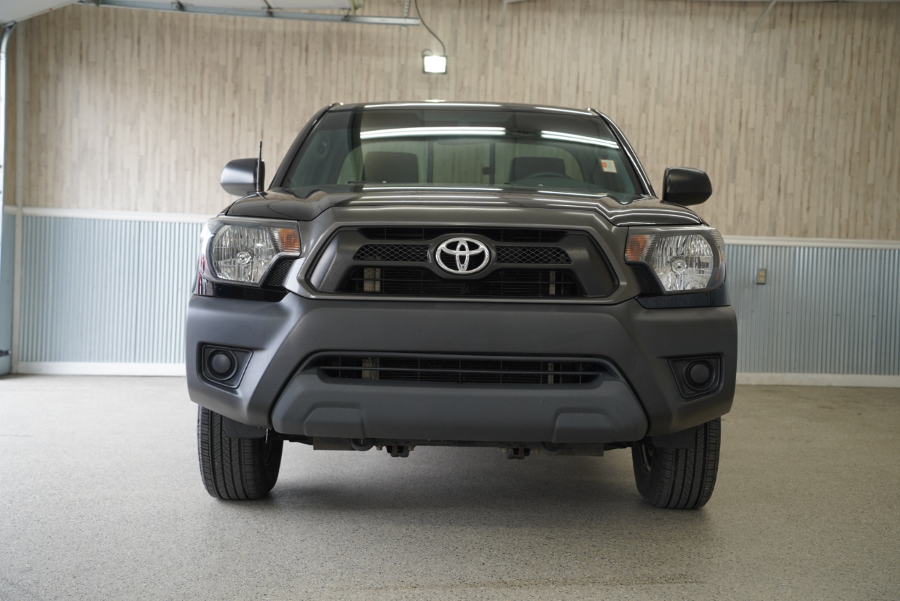 Toyota Tacoma  2013