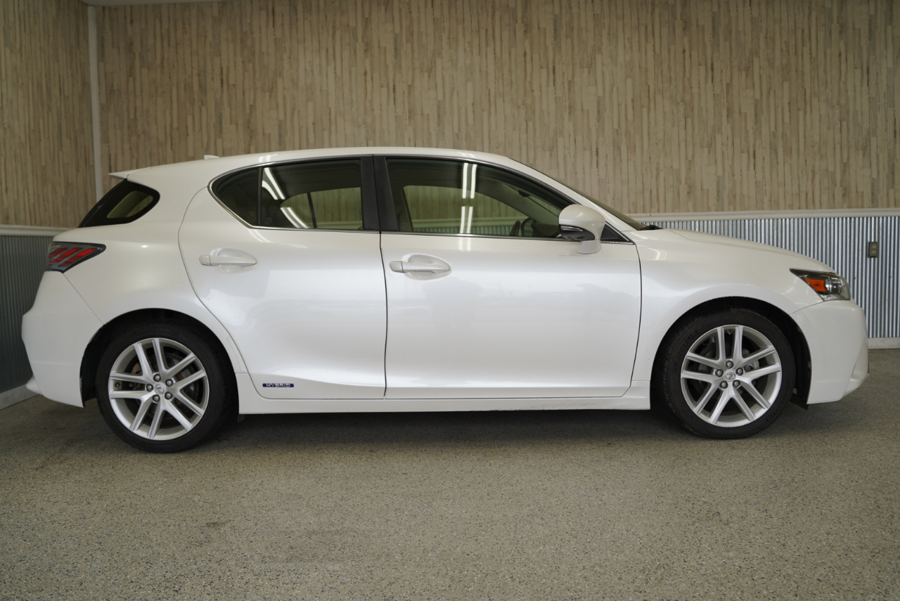Lexus CT CT 200h FWD 2017