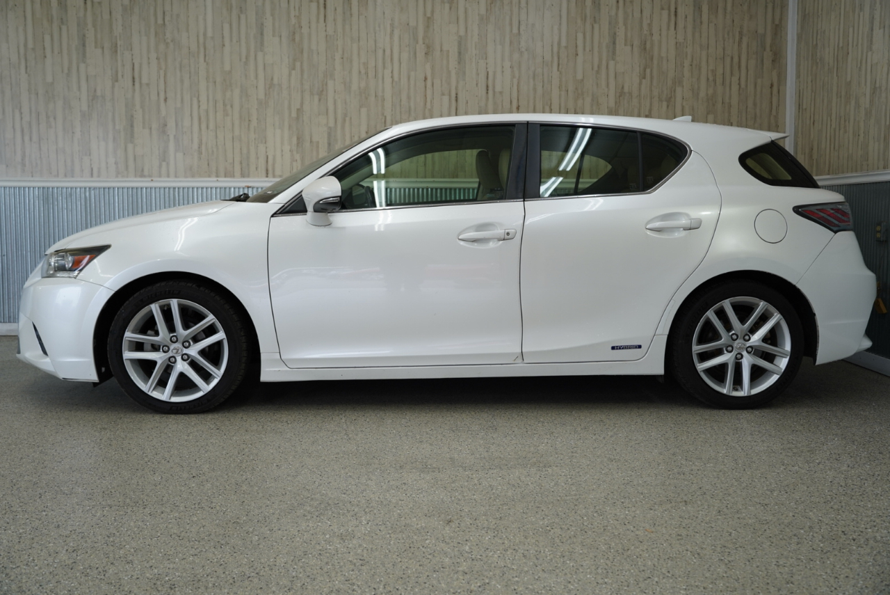 Lexus CT CT 200h FWD 2017
