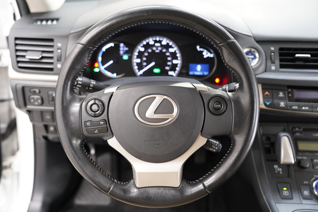 Lexus CT CT 200h FWD 2017