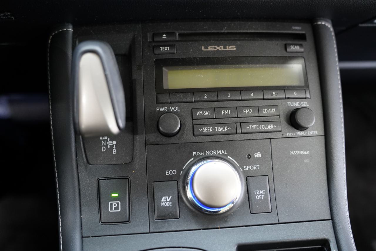 Lexus CT CT 200h FWD 2017