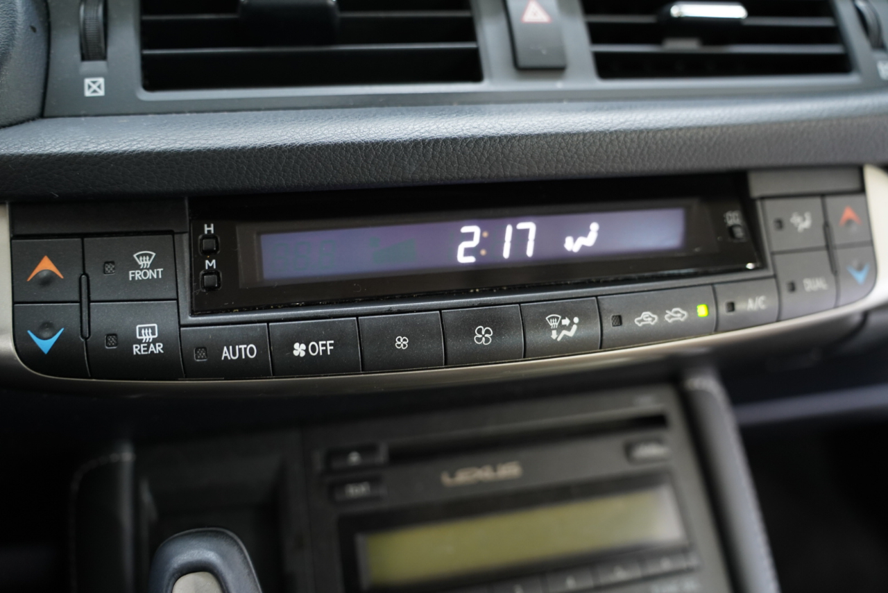 Lexus CT CT 200h FWD 2017