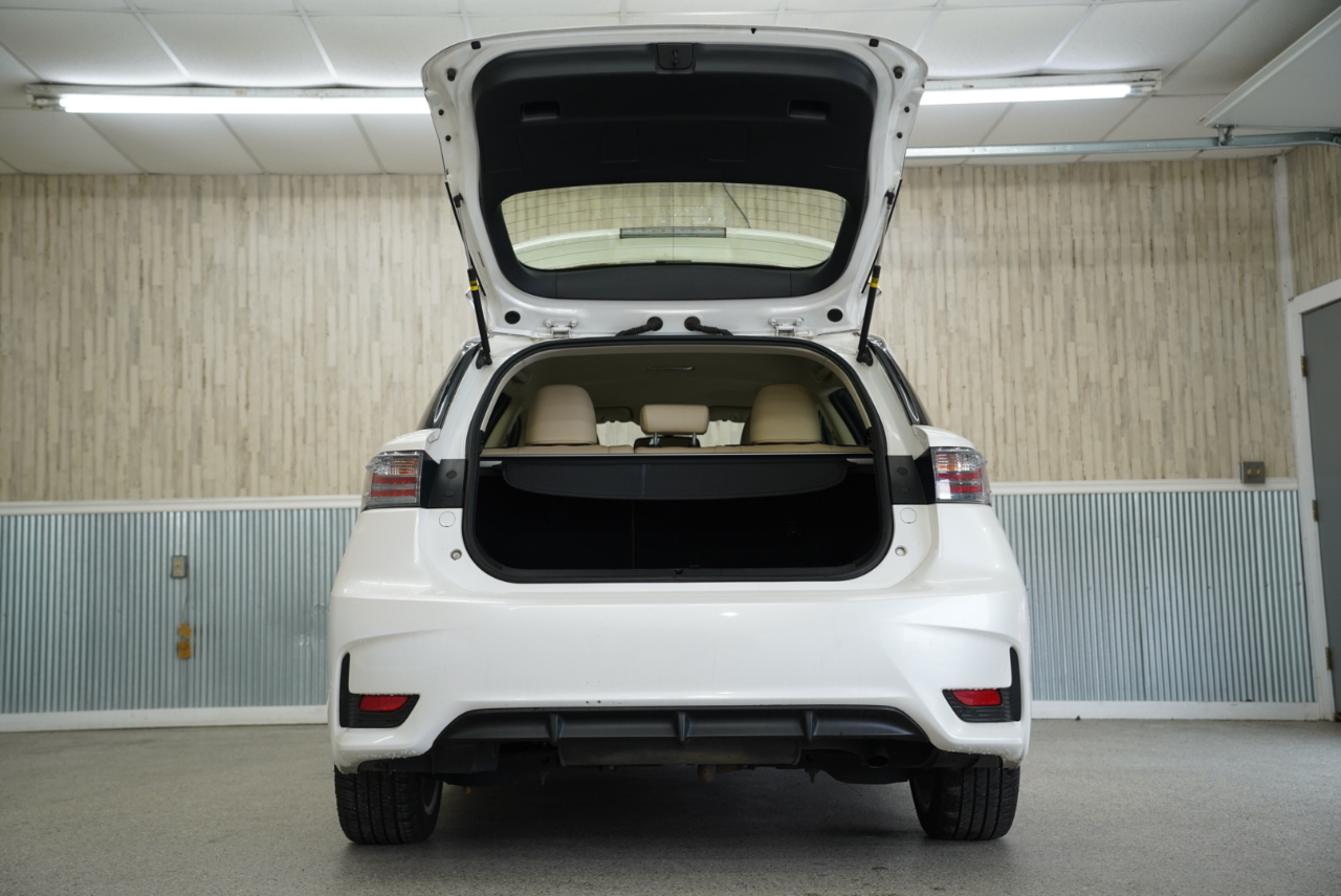 Lexus CT CT 200h FWD 2017