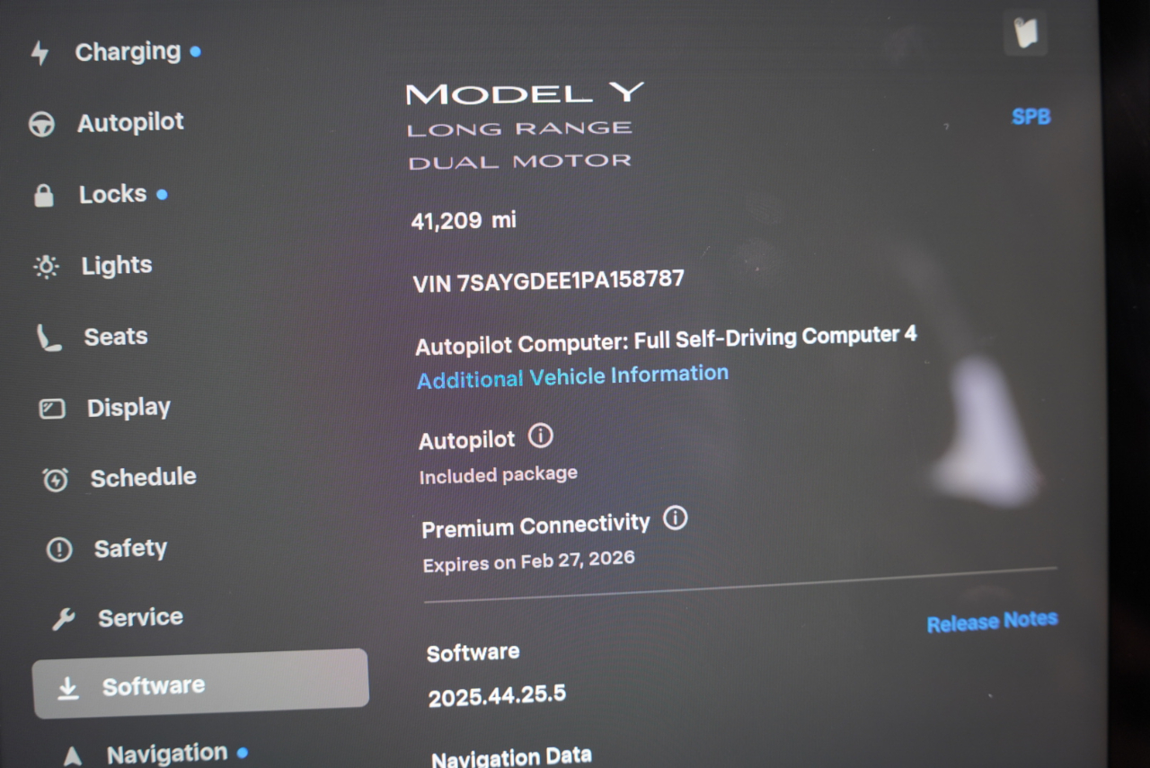 Tesla Model Y Long Range AWD 2023