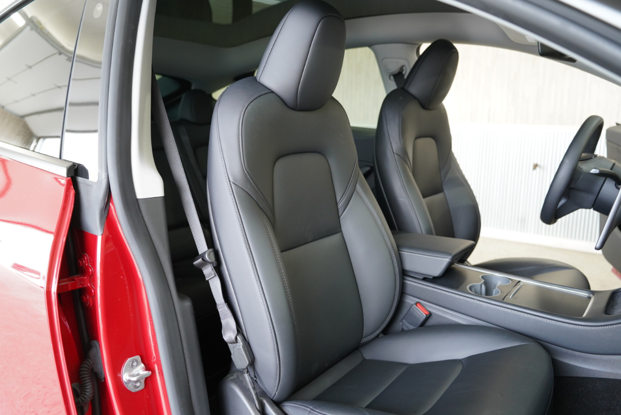 Tesla Model Y Long Range AWD 2023