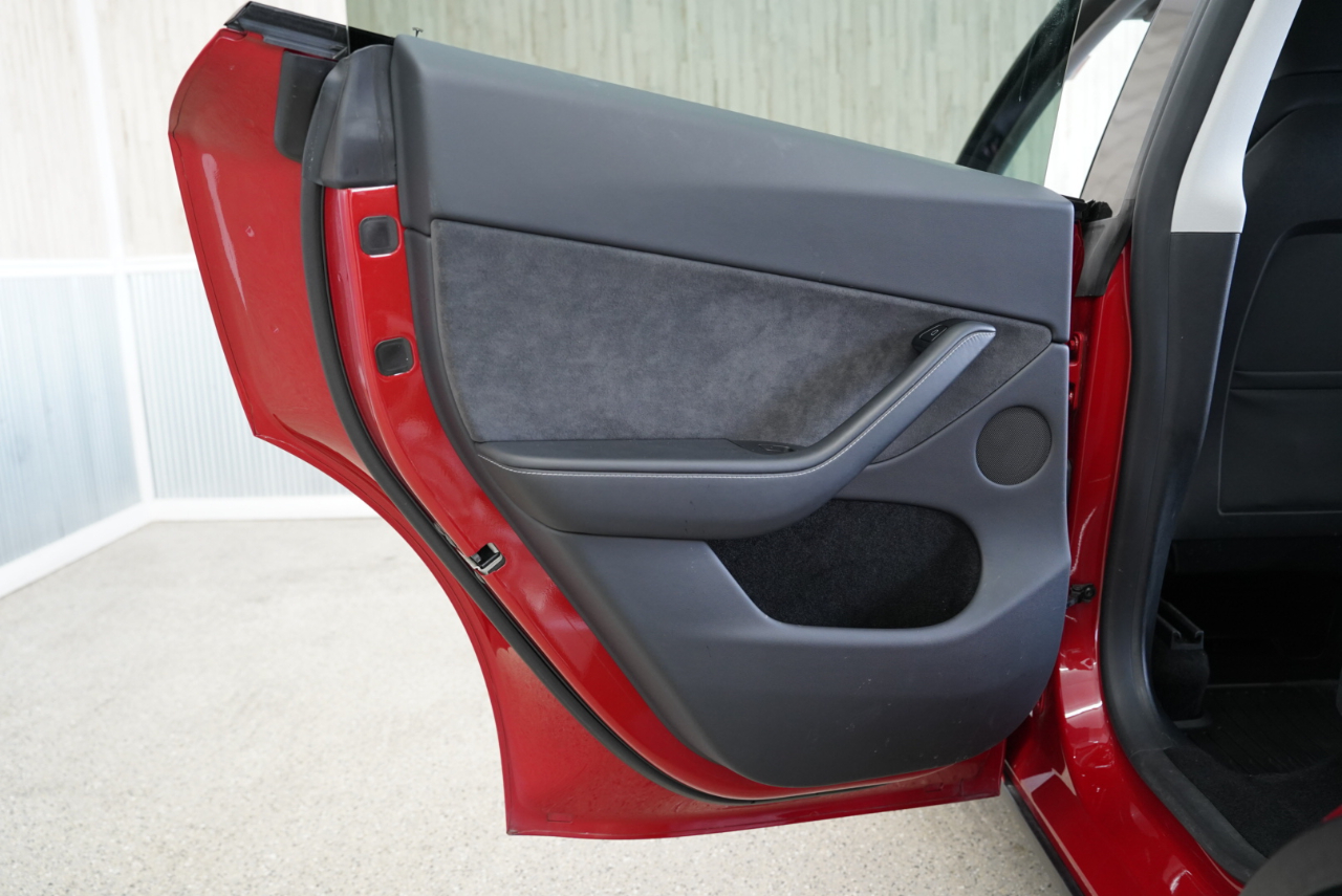 Tesla Model Y Long Range AWD 2023