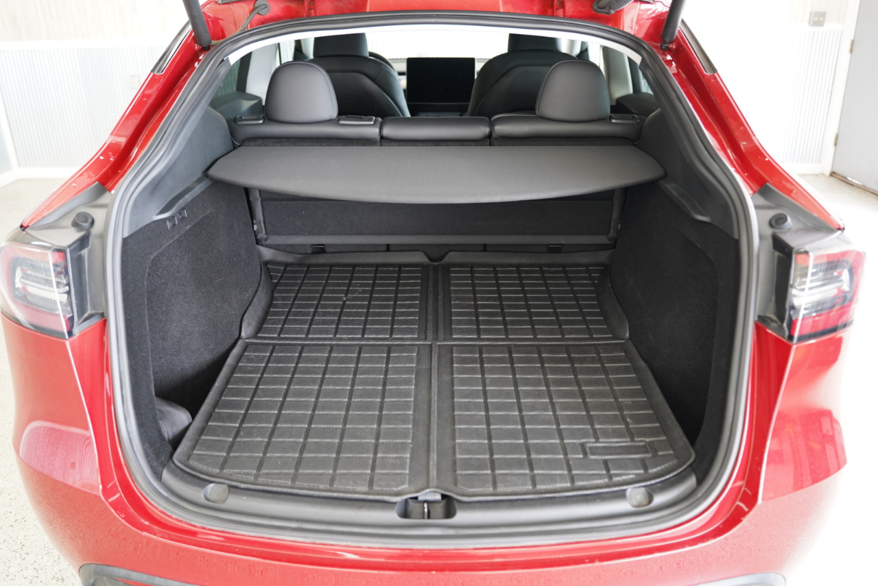 Tesla Model Y Long Range AWD 2023