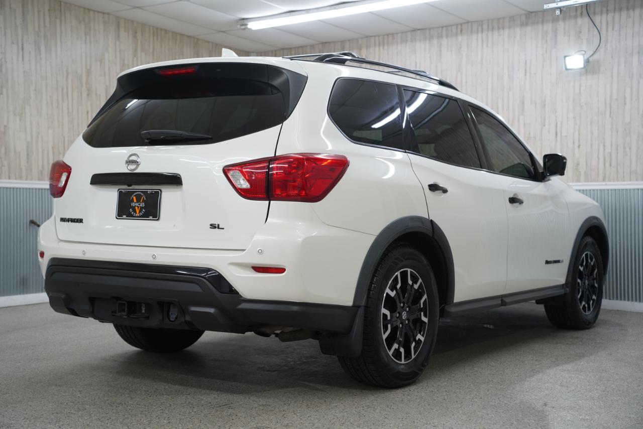 Nissan Pathfinder FWD SL 2019