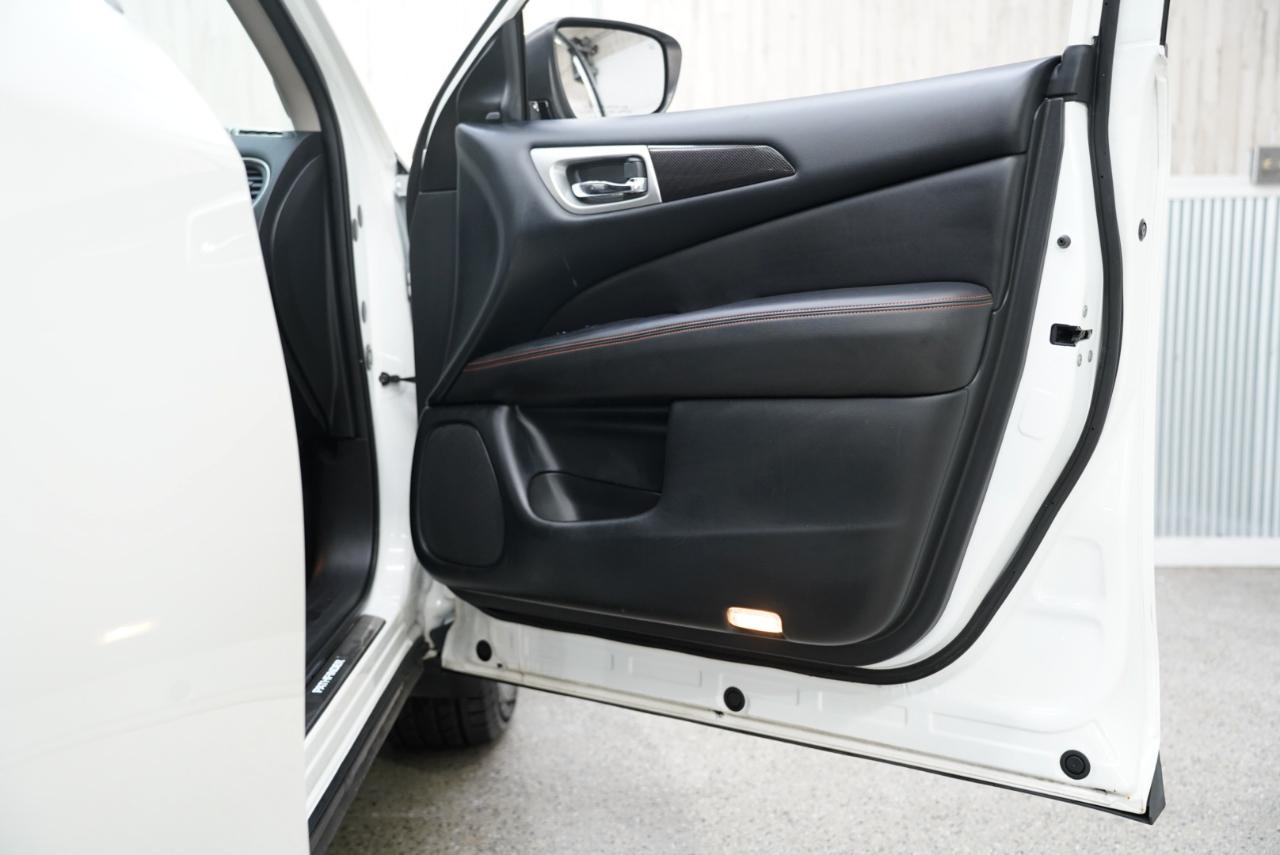 Nissan Pathfinder FWD SL 2019