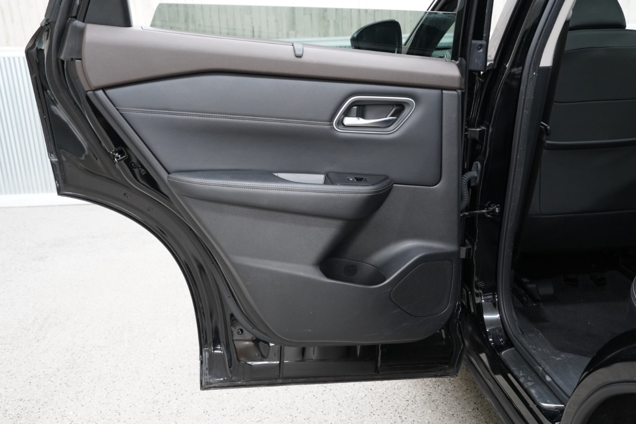 Nissan Rogue FWD Platinum 2023