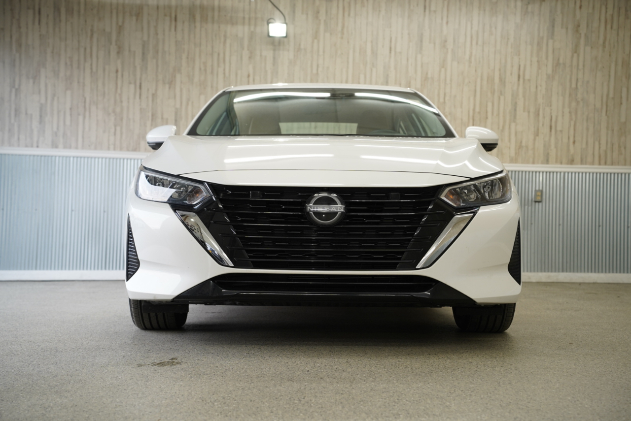 Nissan Sentra SV CVT 2024